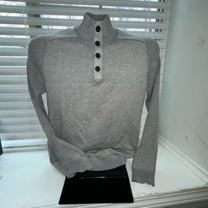 Lightweight sweater